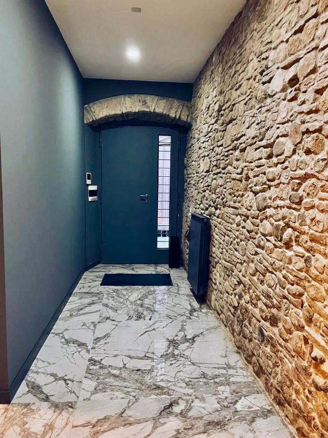 Modern City Center Apartment Беневенто Екстер'єр фото